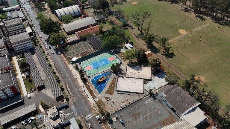 07-final-bom.MP4_snapshot_00.01.385-768x432