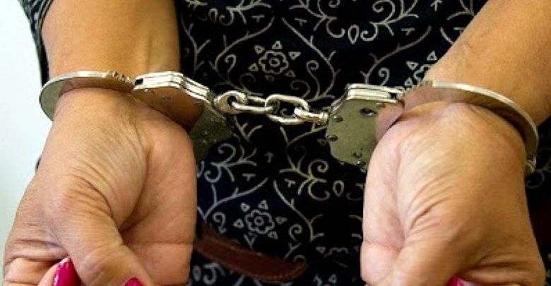 Mulher-presa-foto-ilustrativa-780x405